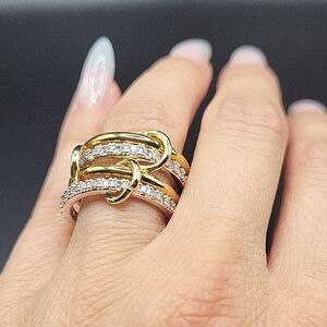 Elegant Gold and Silver Women's Ring